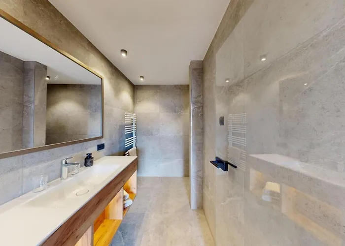 Schoene Aussicht - Familie Kitzbichler 3*