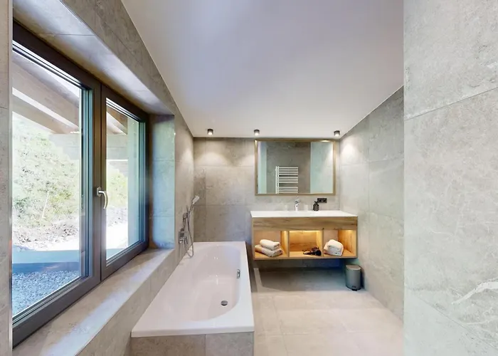 Schoene Aussicht - Familie Kitzbichler