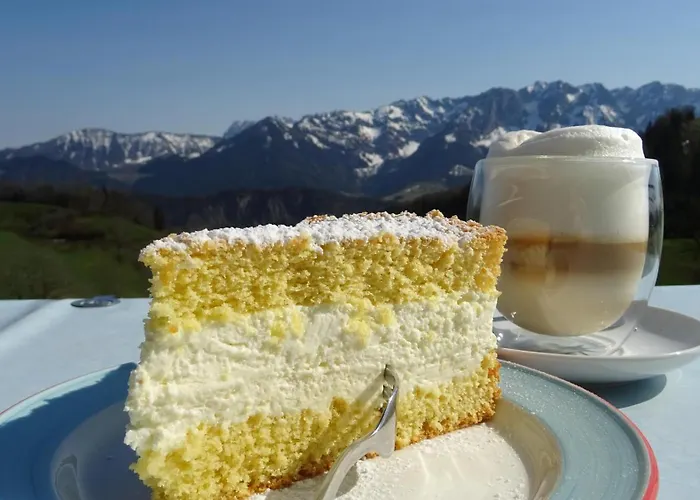 Schoene Aussicht - Familie Kitzbichler 招待所 3*